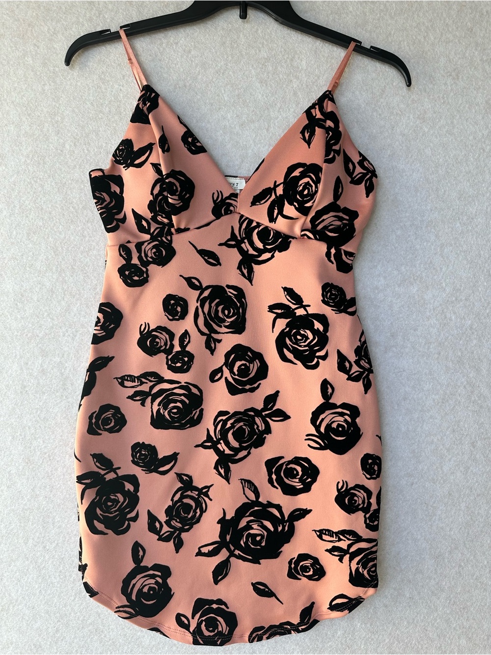 January 7 Dress Size L Pink Mini Slip Dress with Velvet Black Rose Print